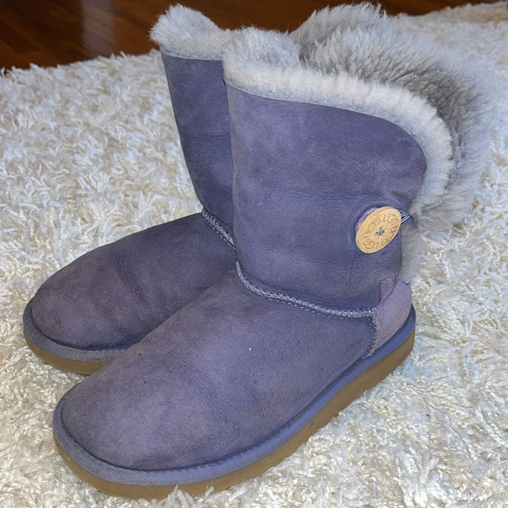Purple Bailey Button UGG (Australia) Boots.